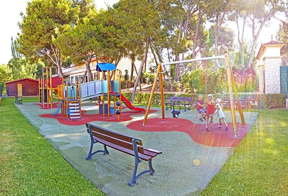 Sahara Nubia Gobi Hotel Ses Cadenes Exterior foto Playground in the park